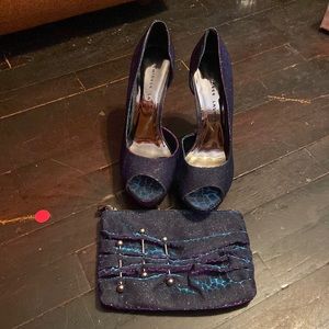 Like New - Chinese Laundry Blue Multi Peep toe heels